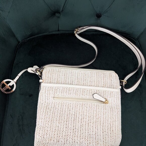 Giani Bernini White Classic Straw North South Crossbody EUC - Picture 3 of 12